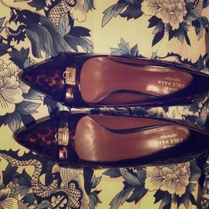 Cole Haan patent print heel